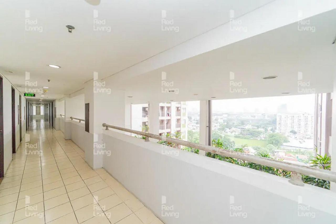 Redliving Apartemen Serpong Green View - Celebrity Room Tower B Tangerang Exterior photo